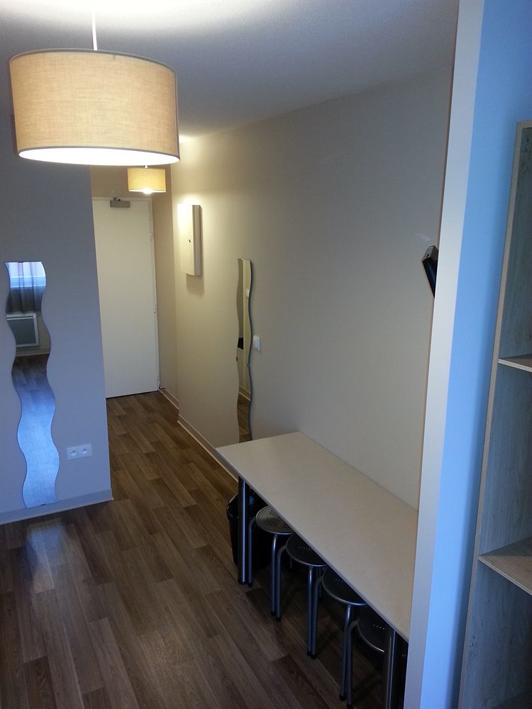 Auberge De Jeunesse Hi Bordeaux-Blanquefort - Ex Otellia 외부 사진